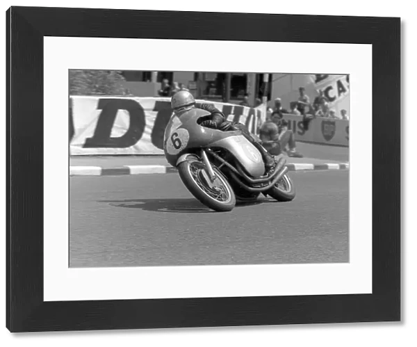 Gary Hocking (MV): 1961 Junior TT