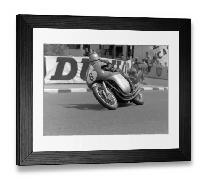 Framed Print : Gary Hocking (MV): 1961 Junior TT Framed Print : Gary Hocking (MV): 1961 Junior TT