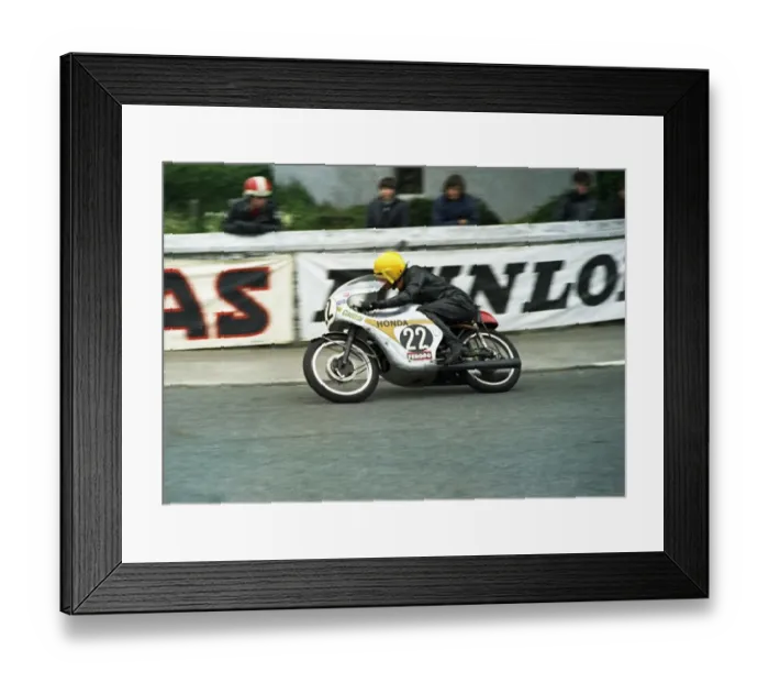 Framed Print : Ron Hackett at Parliament Square: 1971 Ultra Lightweight TT Framed Print : Ron Hackett at Parliament Square: 1971 Ultra Lightweight TT