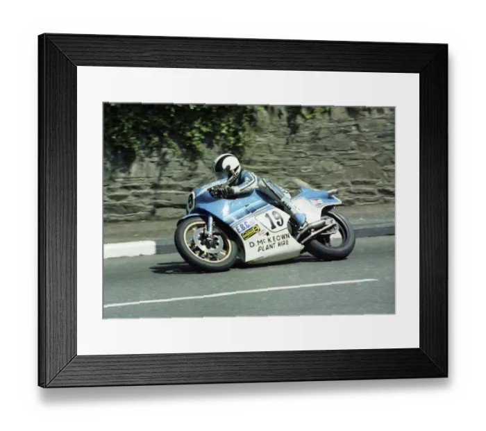 Framed Print : Dennis Ireland (Suzuki); 1982 Classic TT