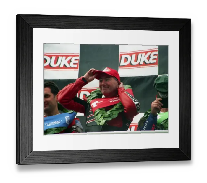 Framed Print : Joey the victor; 2000 Formula One TT Framed Print : Joey the victor; 2000 Formula One TT