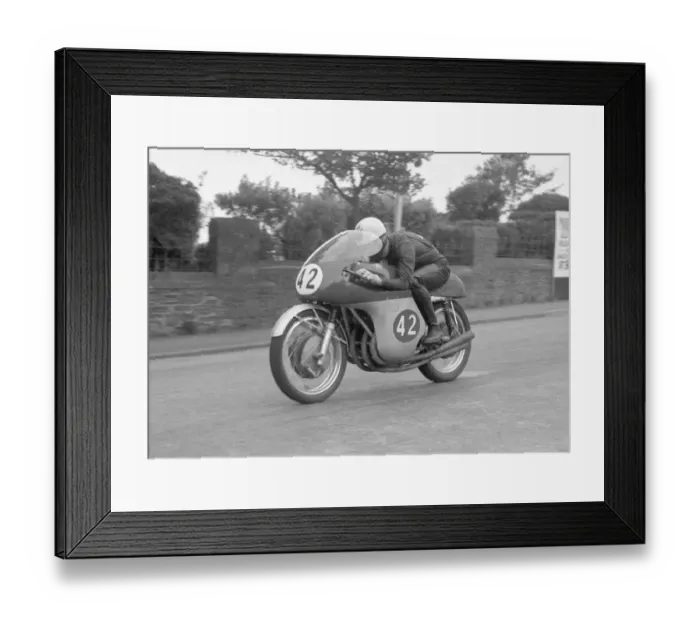 Framed Print : John Hartle (MV); 1958 Senior TT Framed Print : John Hartle (MV); 1958 Senior TT