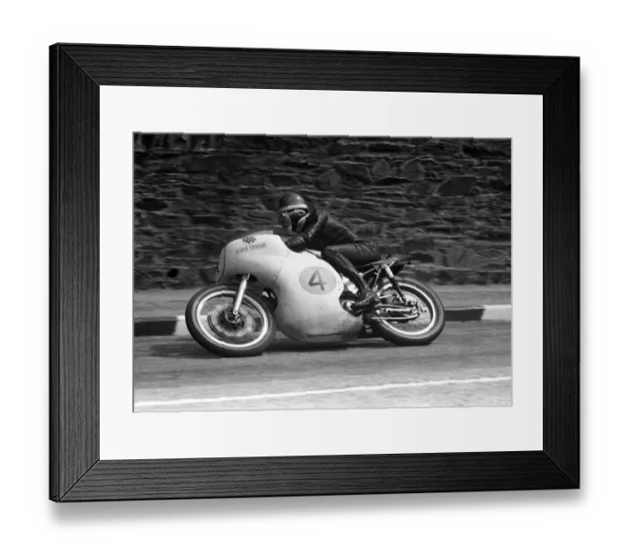 Framed Print : Mike Hailwood (Norton); 1960 Senior TT Framed Print : Mike Hailwood (Norton); 1960 Senior TT