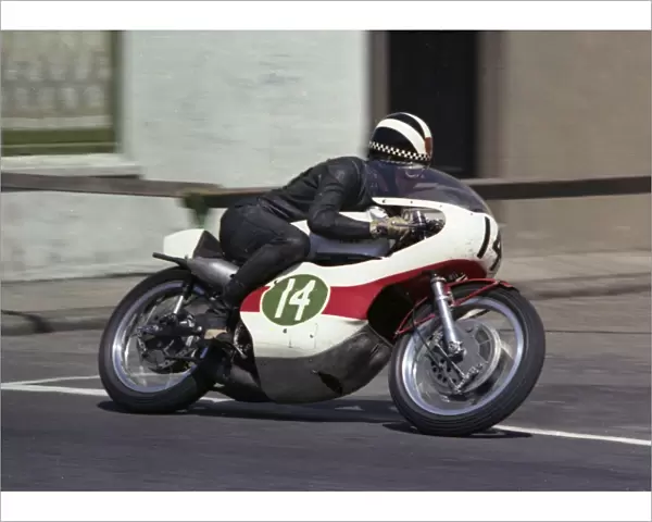 Phil Read (Yamaha); 1967 Lightweight TT