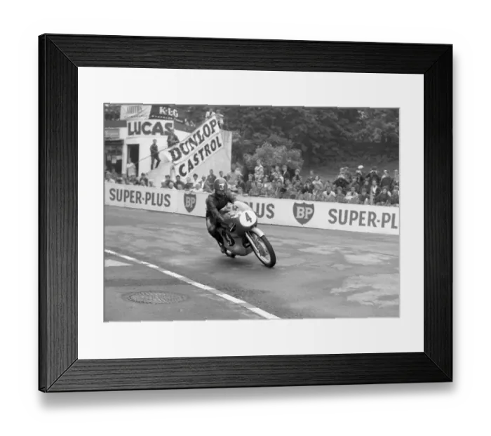 Framed Print : Hugh Anderson (Suzuki); 1963 50cc TT