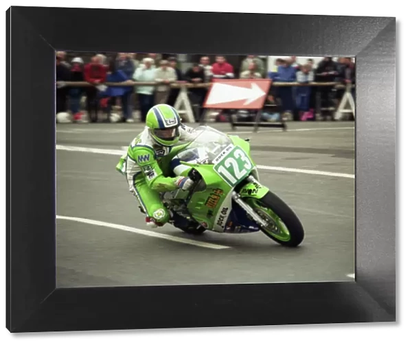 John Reynolds (Kawasaki) 1989 Supersport 400 TT