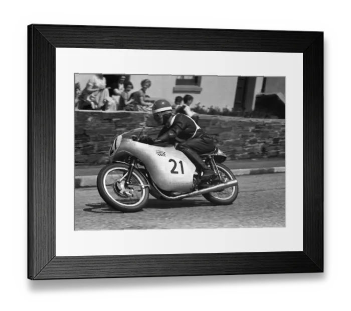Framed Print : Mike Hailwood (Paton) 1958 Ultra Lightweight TT Framed Print : Mike Hailwood (Paton) 1958 Ultra Lightweight TT