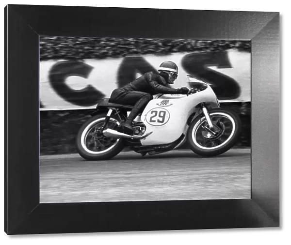 Mike Hailwood (Norton) 1959 Junior F1 TT
