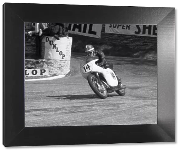 Mike Hailwood (Mondial) 1959 Lightweight TT