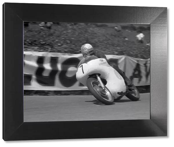 Mike Hailwood (AJS) 1961 Junior TT