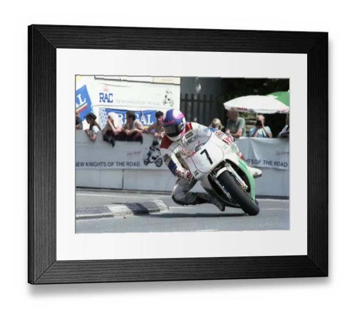 Framed Print : Nick Jefferies at Quarter Bridge: 1992 Formula One TT Framed Print : Nick Jefferies at Quarter Bridge: 1992 Formula One TT
