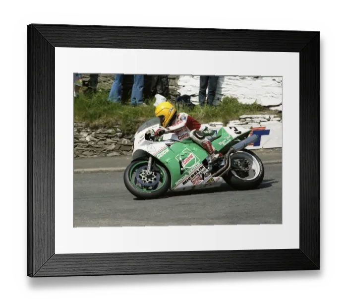 Framed Print : Joey at Governors: 1992 Formula One TT Framed Print : Joey at Governors: 1992 Formula One TT