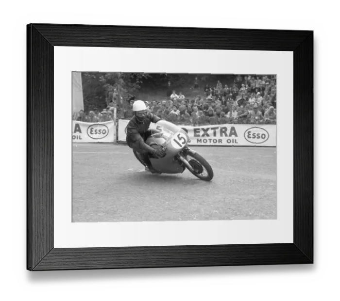 Framed Print : Bob Anderson (Norton) at Quarter Bridge; 1958 Senior TT Framed Print : Bob Anderson (Norton) at Quarter Bridge; 1958 Senior TT