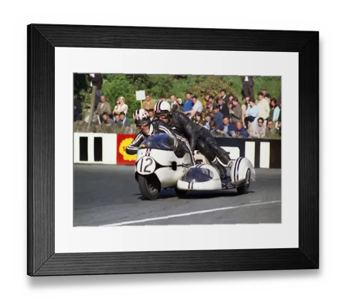 Framed Print : Alan Sunsum / Alex Macfadzean (Triumph) at Quarter Bridge: 1968 Sidecar TT Framed Print : Alan Sunsum / Alex Macfadzean (Triumph) at Quarter Bridge: 1968 Sidecar TT