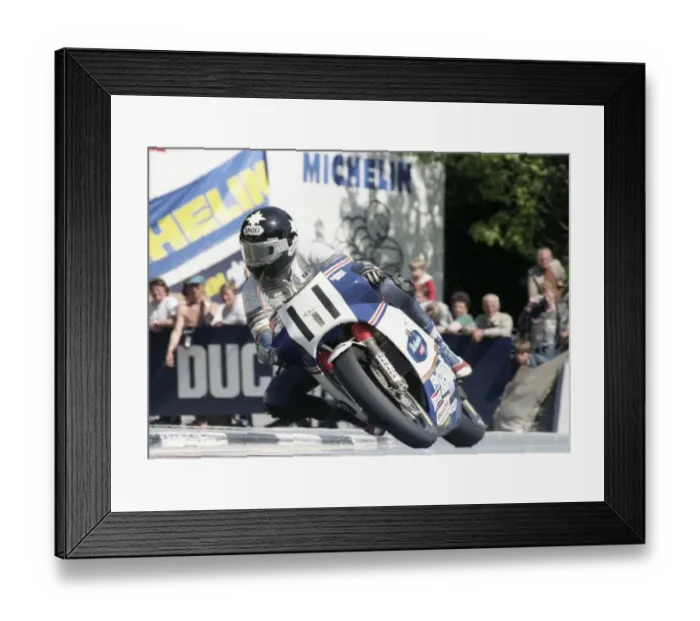 Framed Print : Roger Marshall (Rothmans Honda): 1985 Formula One TT Framed Print : Roger Marshall (Rothmans Honda): 1985 Formula One TT