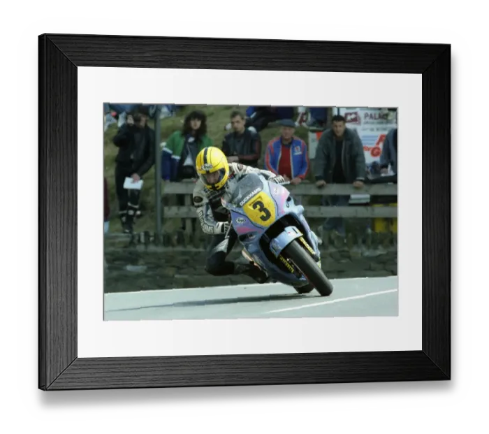 Framed Print : Focussed: Joey Dunlop (Harris Honda); 1991 Supersport 600 TT Framed Print : Focussed: Joey Dunlop (Harris Honda); 1991 Supersport 600 TT