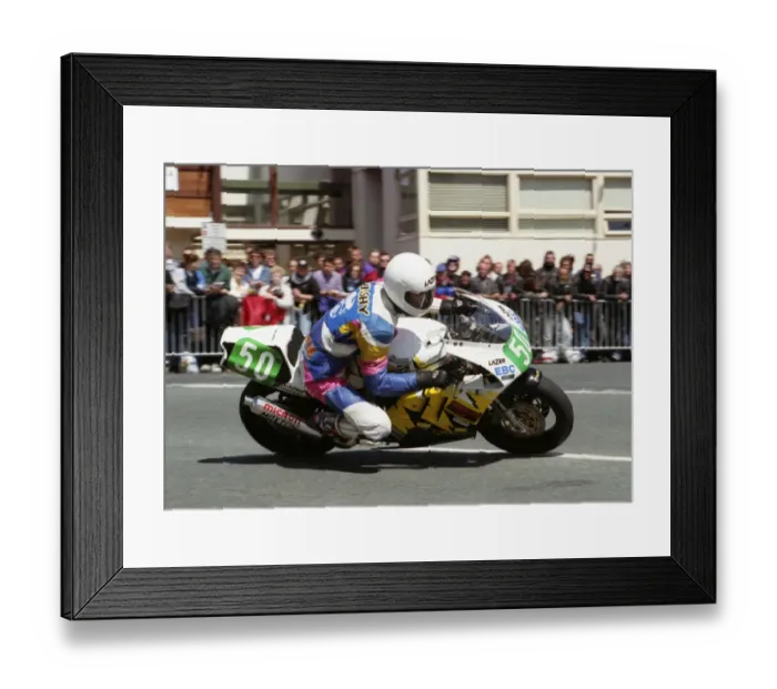 Framed Print : Alan Bushell (Suzuki) 1996 Lightweight TT Framed Print : Alan Bushell (Suzuki) 1996 Lightweight TT