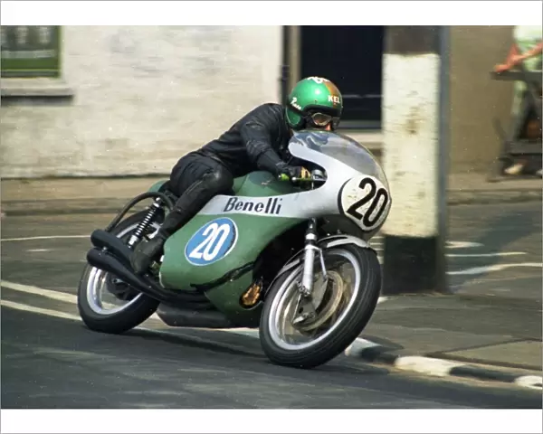 Kel Carruthers (Benelli) 1970 Junior TT