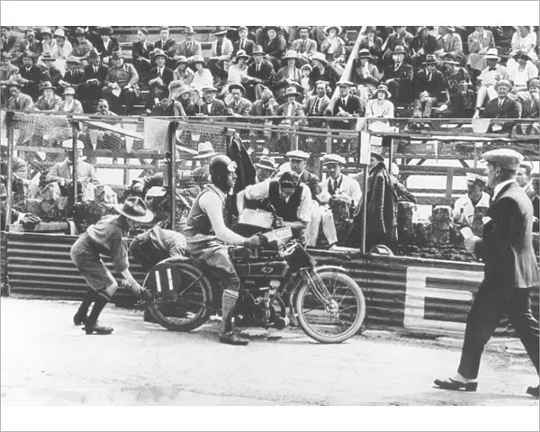 Geoff Davison (Levis) 1922 Lightweight TT