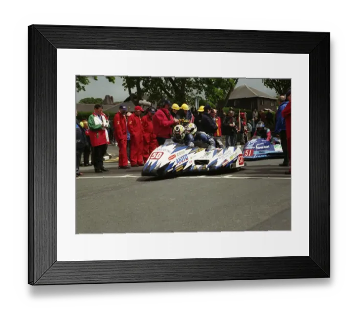 Framed Print : Chris and Pete Founds (DJS Yamaha) 1998 Sidecar TT Framed Print : Chris and Pete Founds (DJS Yamaha) 1998 Sidecar TT