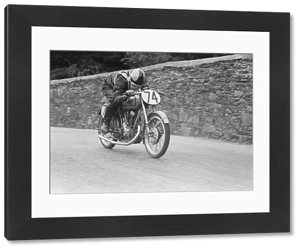 Bill Hall (Royal Enfield) 1952 Ultra Lightweight TT