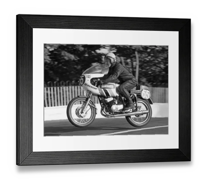 Framed Print : George Hardwick (Benelli) 1975 Production TT Framed Print : George Hardwick (Benelli) 1975 Production TT