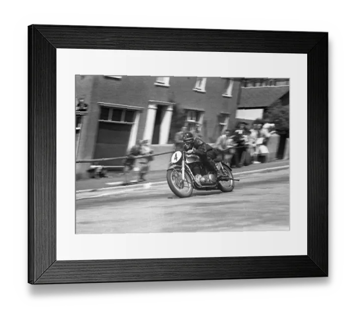 Framed Print : Alan Holmes (Norton) 1953 Senior Clubman TT Framed Print : Alan Holmes (Norton) 1953 Senior Clubman TT