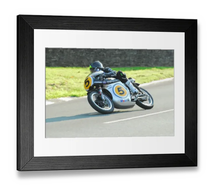 Framed Print : Bruce Anstey (McIntosh Manx) 2013 Classic TT Framed Print : Bruce Anstey (McIntosh Manx) 2013 Classic TT