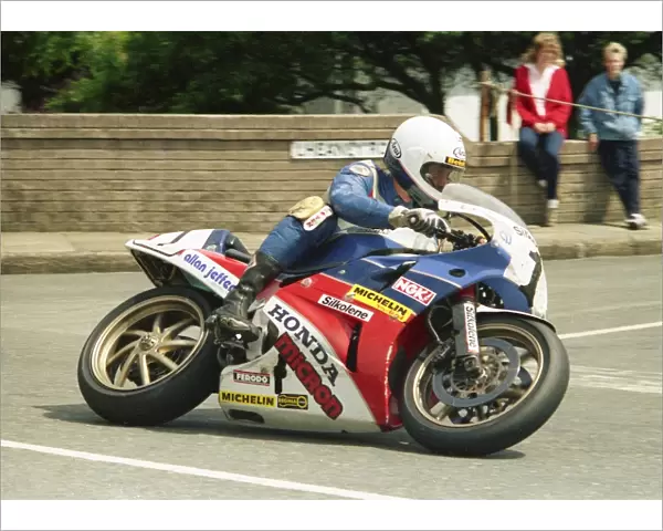 Nick Jefferies (Honda) 1988 Senior TT
