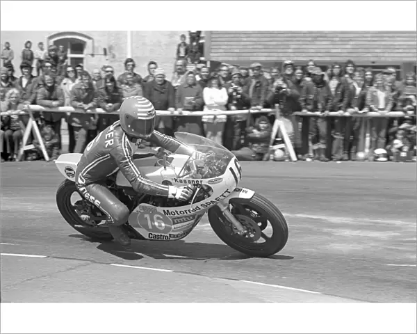 Helmut Kassner (Yamaha) 1975 Junior TT