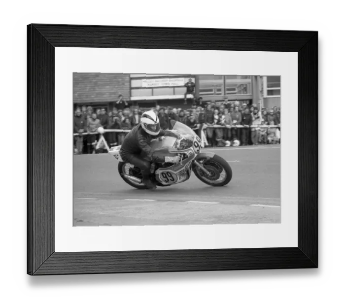 Framed Print : Alan Lawton (Yamaha) 1981 Senior TT