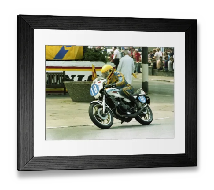 Framed Print : Ray Knight (Yamaha) 1982 Formula 2 TT Framed Print : Ray Knight (Yamaha) 1982 Formula 2 TT