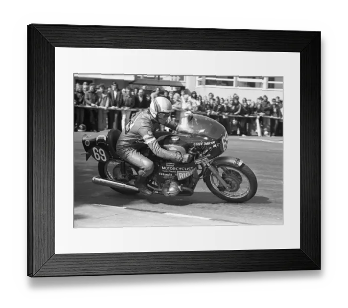 Framed Print : Ray Knight (BMW) 1975 Production TT Framed Print : Ray Knight (BMW) 1975 Production TT