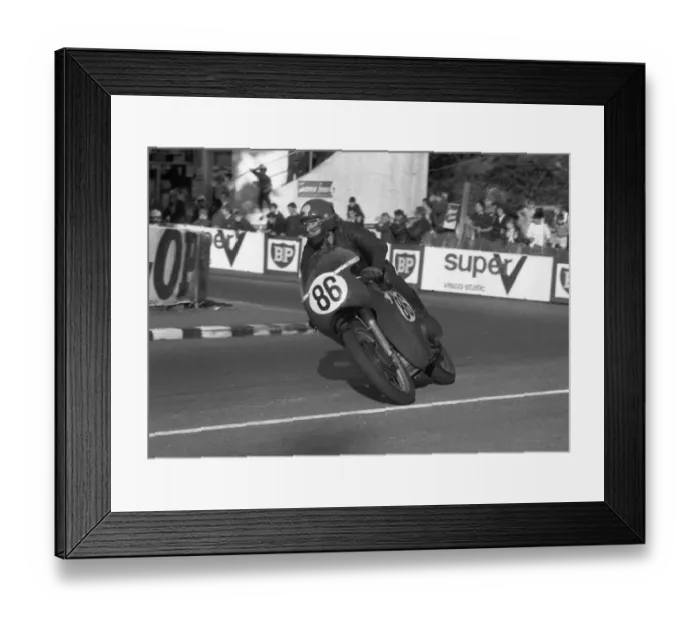 Framed Print : Neville Landrebe (Matchless) 1966 Senior TT Framed Print : Neville Landrebe (Matchless) 1966 Senior TT