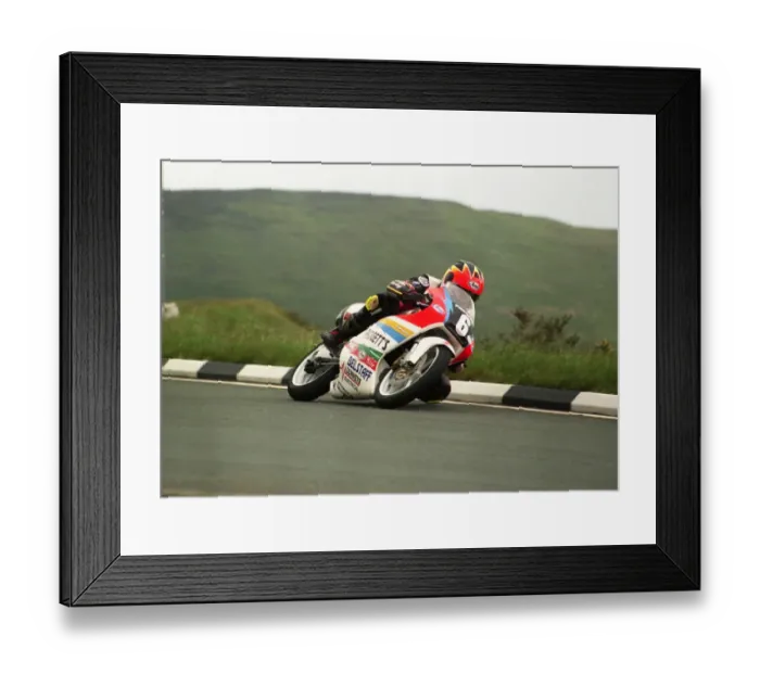 Framed Print : Denis McCullough (Lunney Honda) 2000 Ultra Lightweight TT Framed Print : Denis McCullough (Lunney Honda) 2000 Ultra Lightweight TT