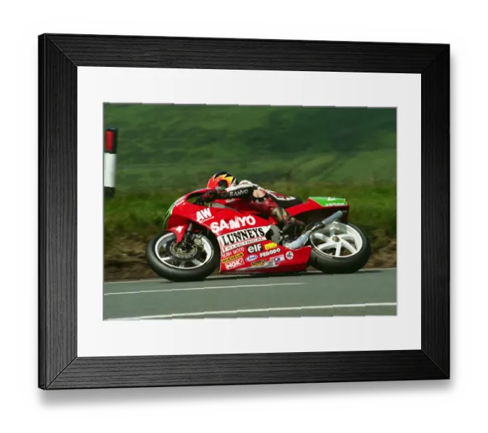 Framed Print : Denis McCullough (Lunney Honda) 1999 Lightweight TT Framed Print : Denis McCullough (Lunney Honda) 1999 Lightweight TT