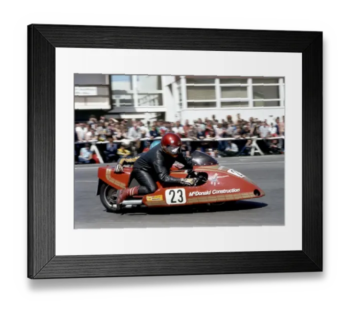 Framed Print : Ian McDonald & John Jackson (Yamaha) 1983 Sidecar TT Framed Print : Ian McDonald & John Jackson (Yamaha) 1983 Sidecar TT