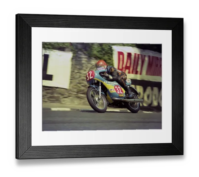 Framed Print : Chas Mortimer (Yamaha) 1976 Production TT Framed Print : Chas Mortimer (Yamaha) 1976 Production TT