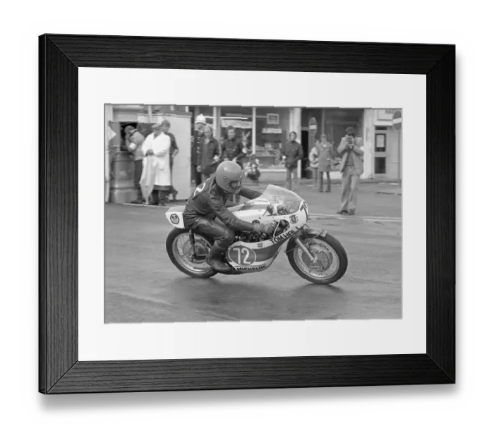 Framed Print : Tony McGurk (Yamaha) 1974 Junior TT Framed Print : Tony McGurk (Yamaha) 1974 Junior TT