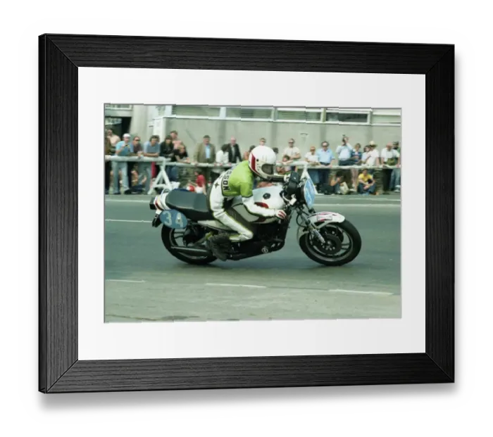 Framed Print : Hilary Musson (Yamaha) 1982 Formula 2 TT