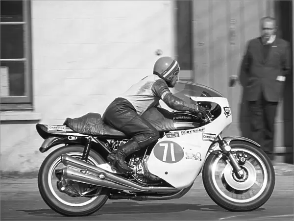 Tom Newell (Kawasaki) 1975 Production TT