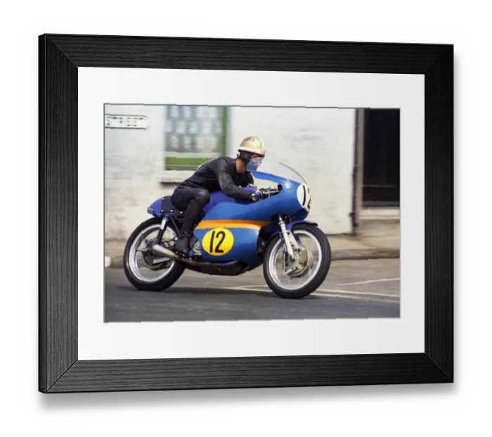 Framed Print : Alberto Pagani (Linto) 1969 Senior TT Framed Print : Alberto Pagani (Linto) 1969 Senior TT
