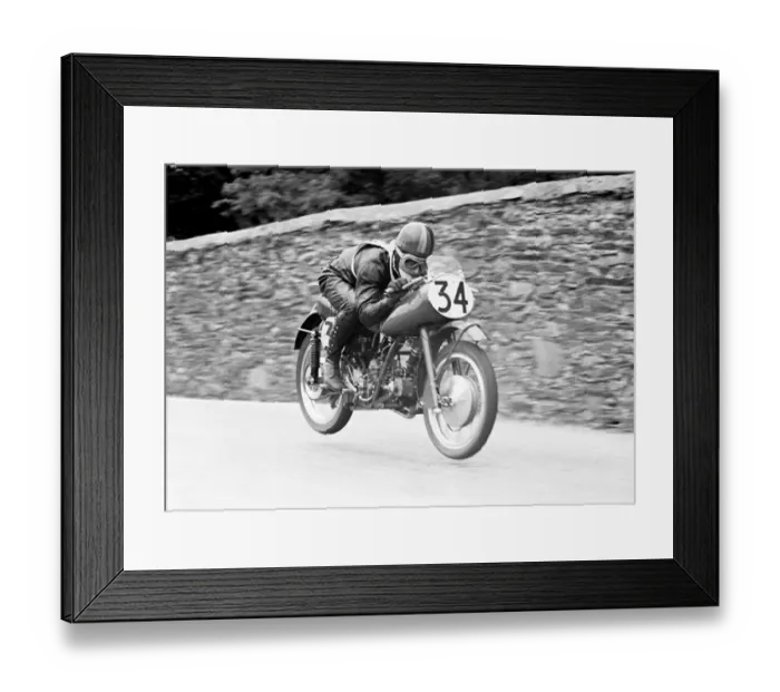 Framed Print : Bruno Ruffo (Guzzi) 1952 Lightweight TT Framed Print : Bruno Ruffo (Guzzi) 1952 Lightweight TT