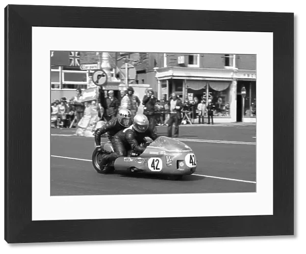 Brian Rostron & Ian Gemmell (Imp) 1977 Sidecar TT