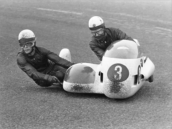 Siegfried Schauzu & Wolfgang Kalauch (BMW) 1971 500 Sidecar TT