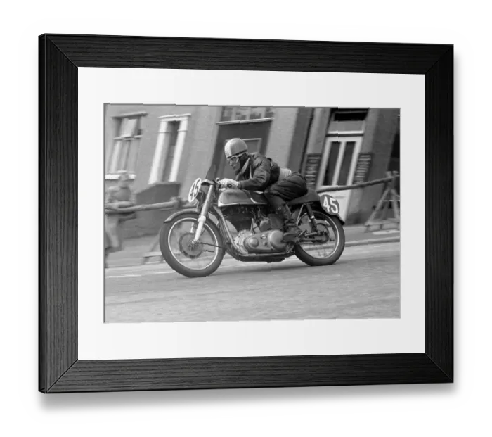 Framed Print : G W Shekell (Norton) 1954 Senior Clubman TT Framed Print : G W Shekell (Norton) 1954 Senior Clubman TT
