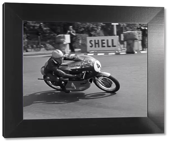 Derek Woodman (MZ) 1967 Junior TT