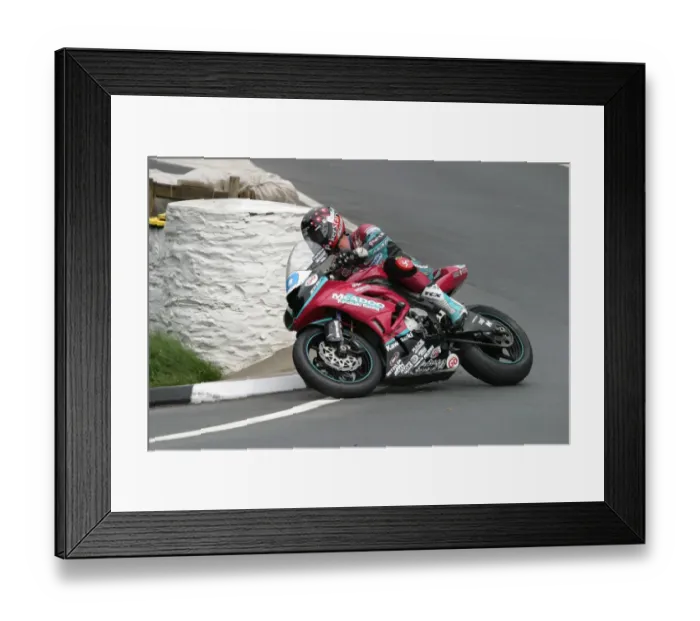 Framed Print : Conor Cummins (McAdoo Kawasaki) 2010 Supersport TT Framed Print : Conor Cummins (McAdoo Kawasaki) 2010 Supersport TT