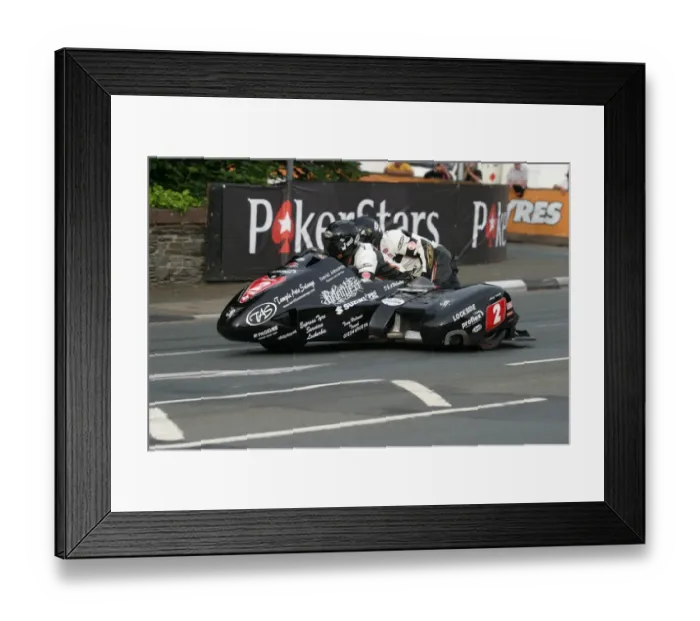 Framed Print : John Holden & Andrew Winkle (LCR Suzuki) 2010 Sidecar TT Framed Print : John Holden & Andrew Winkle (LCR Suzuki) 2010 Sidecar TT