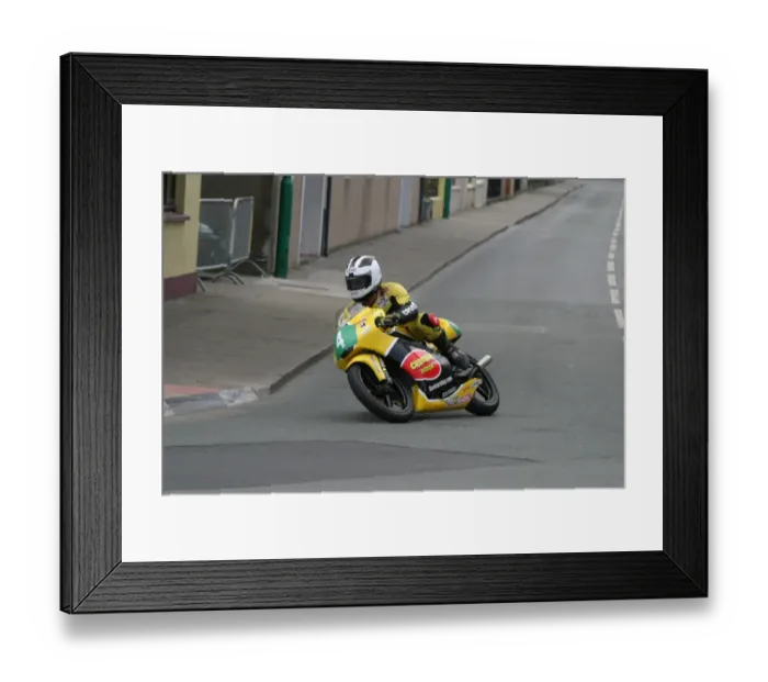 Framed Print : Robert Dunlop (Honda) 2004 Ultra Lightweight TT Framed Print : Robert Dunlop (Honda) 2004 Ultra Lightweight TT